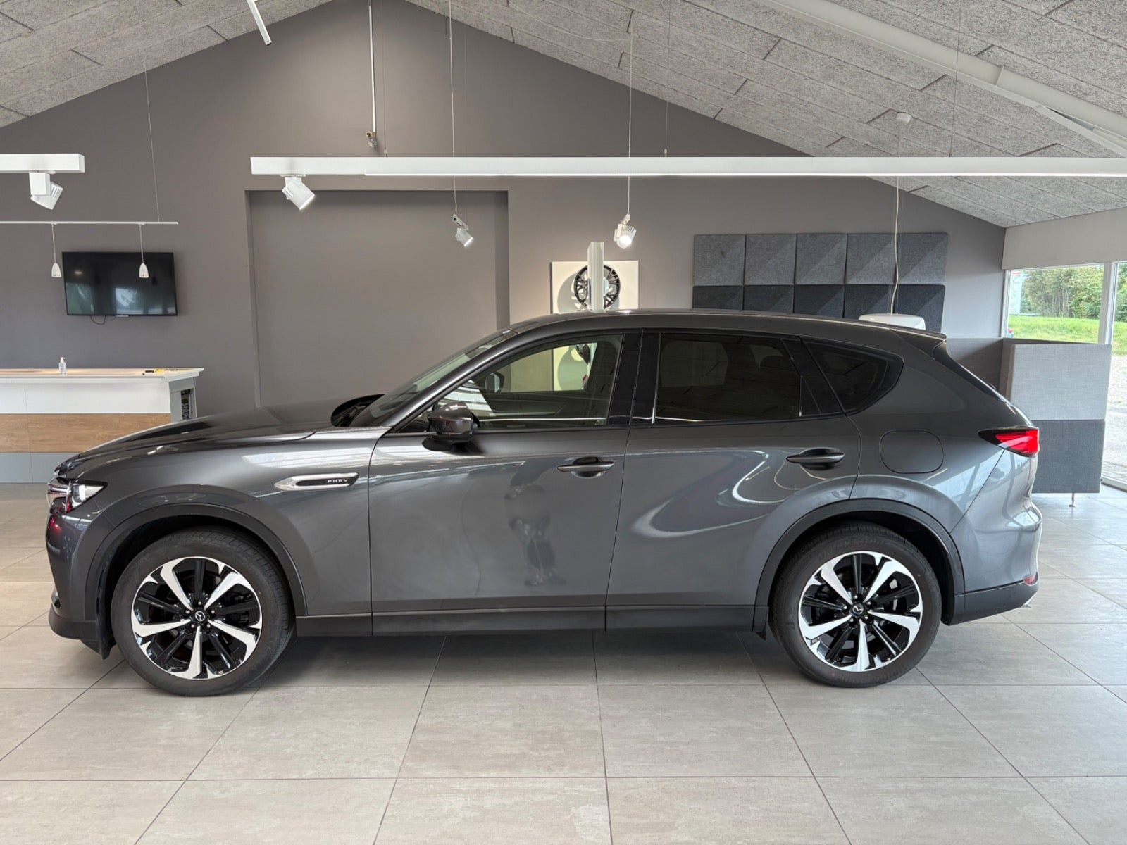 Grå Mazda CX-60 fra 2022