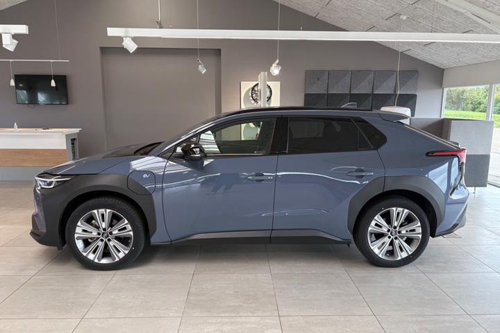 Blå Subaru Solterra fra 2023