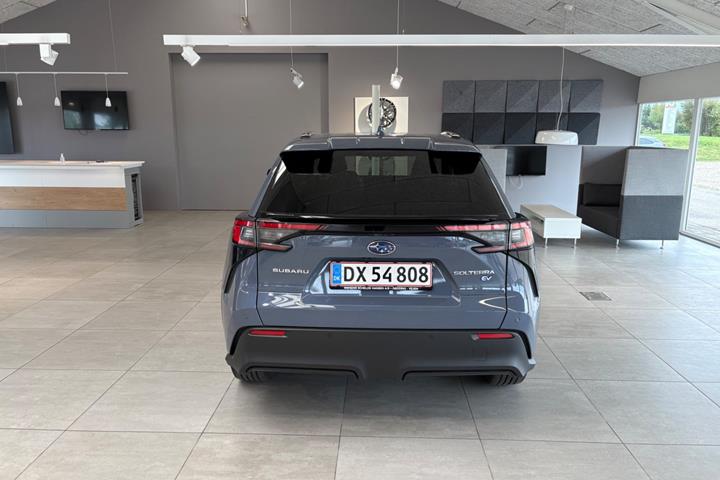 Blå Subaru Solterra fra 2023