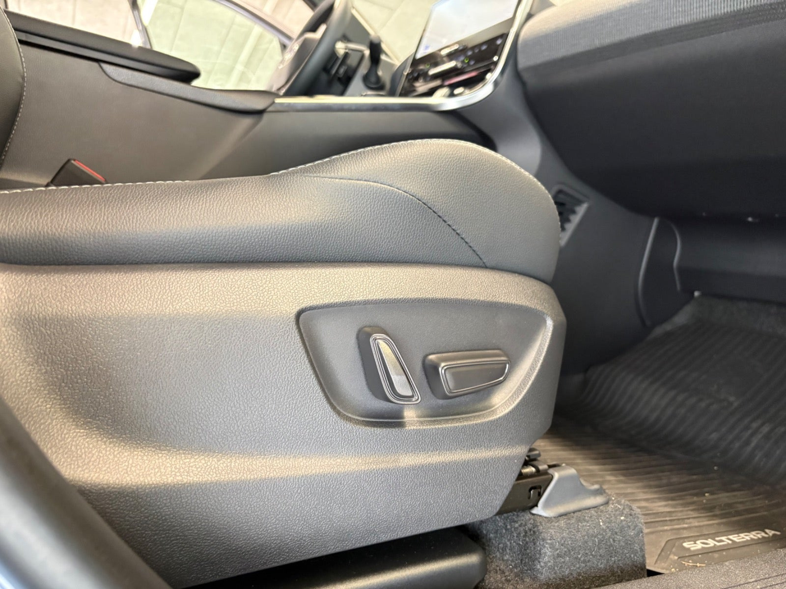 Blå Subaru Solterra fra 2023