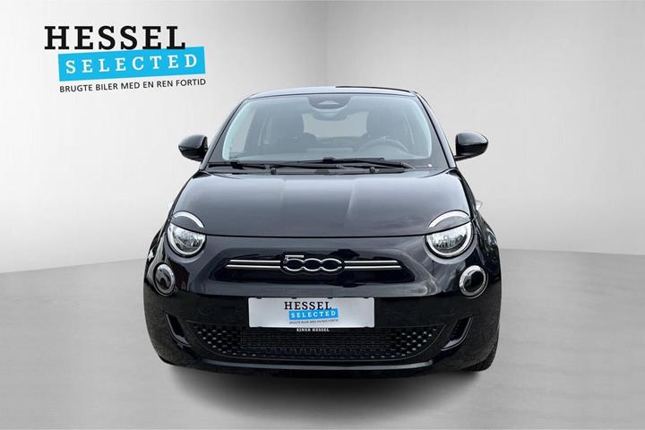 Sort Fiat 500e fra 2024