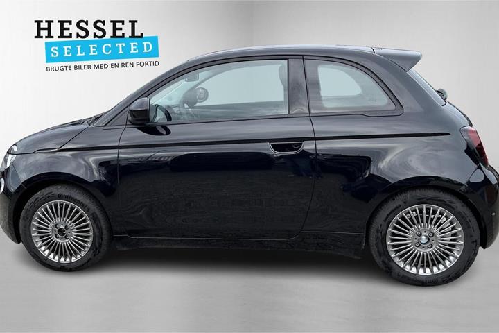 Sort Fiat 500e fra 2024
