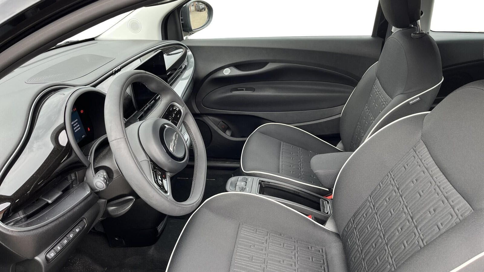 Sort Fiat 500e fra 2024