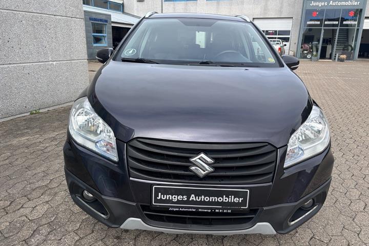 Lilla Suzuki S-Cross fra 2014