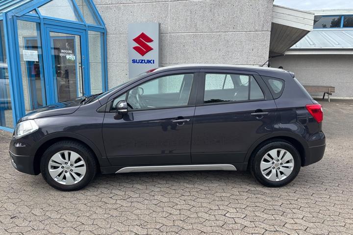 Lilla Suzuki S-Cross fra 2014