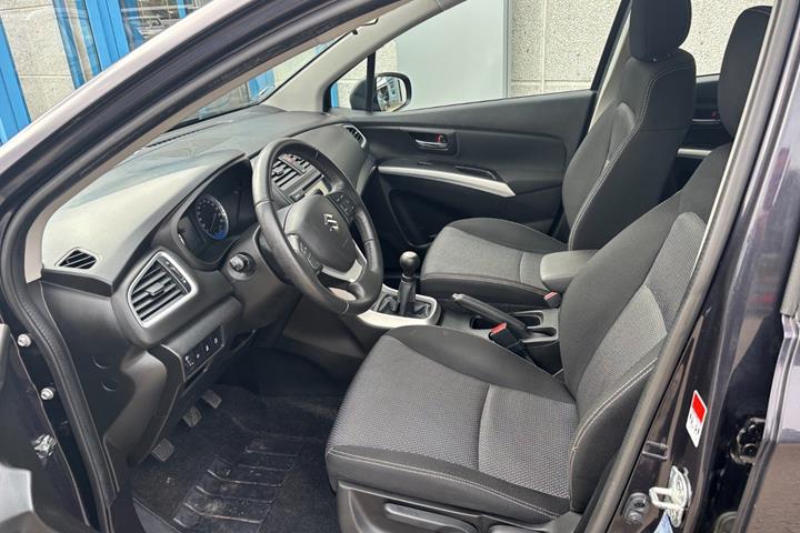 Lilla Suzuki S-Cross fra 2014