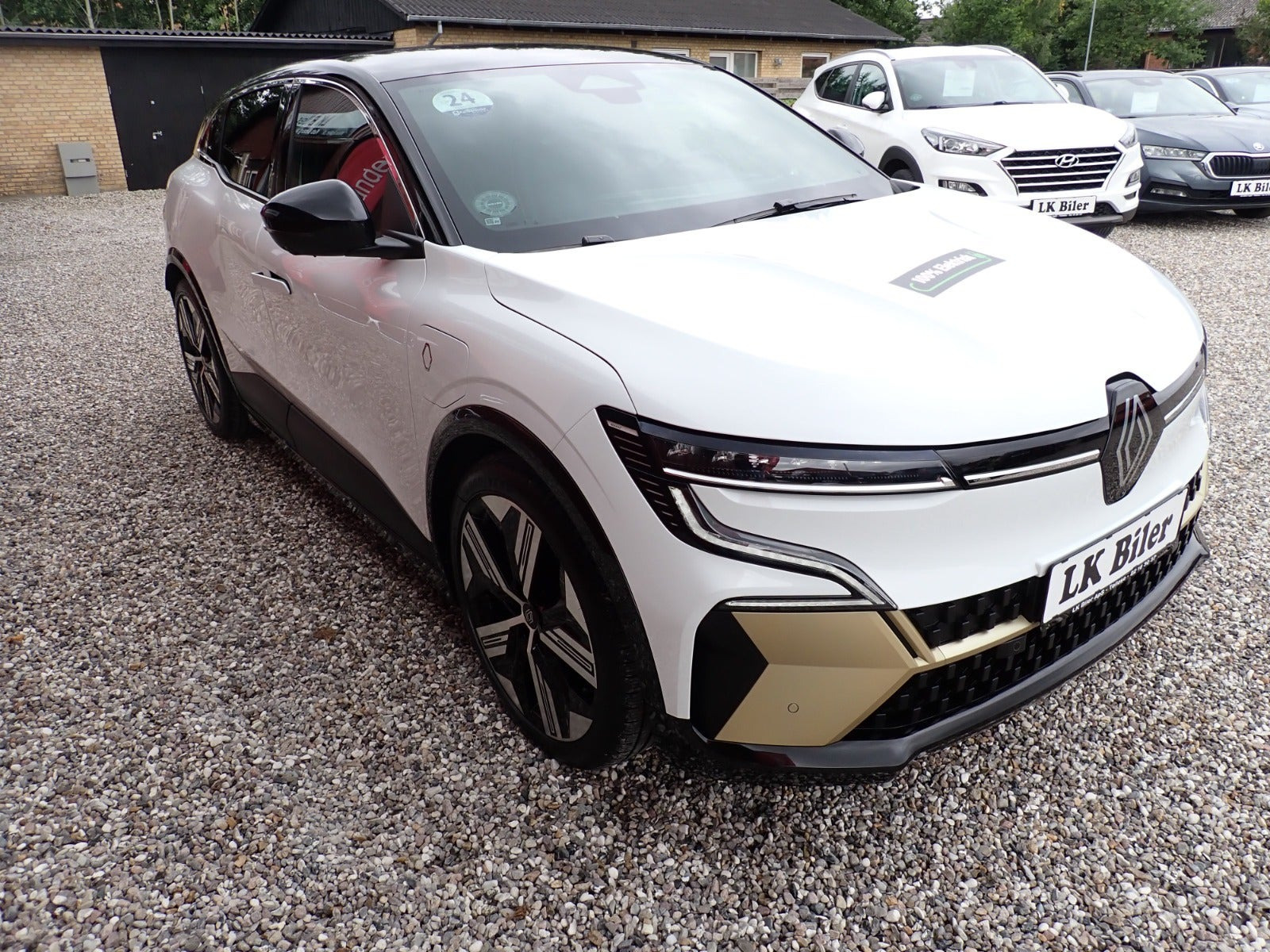 Hvid Renault Megane E-Tech fra 2022