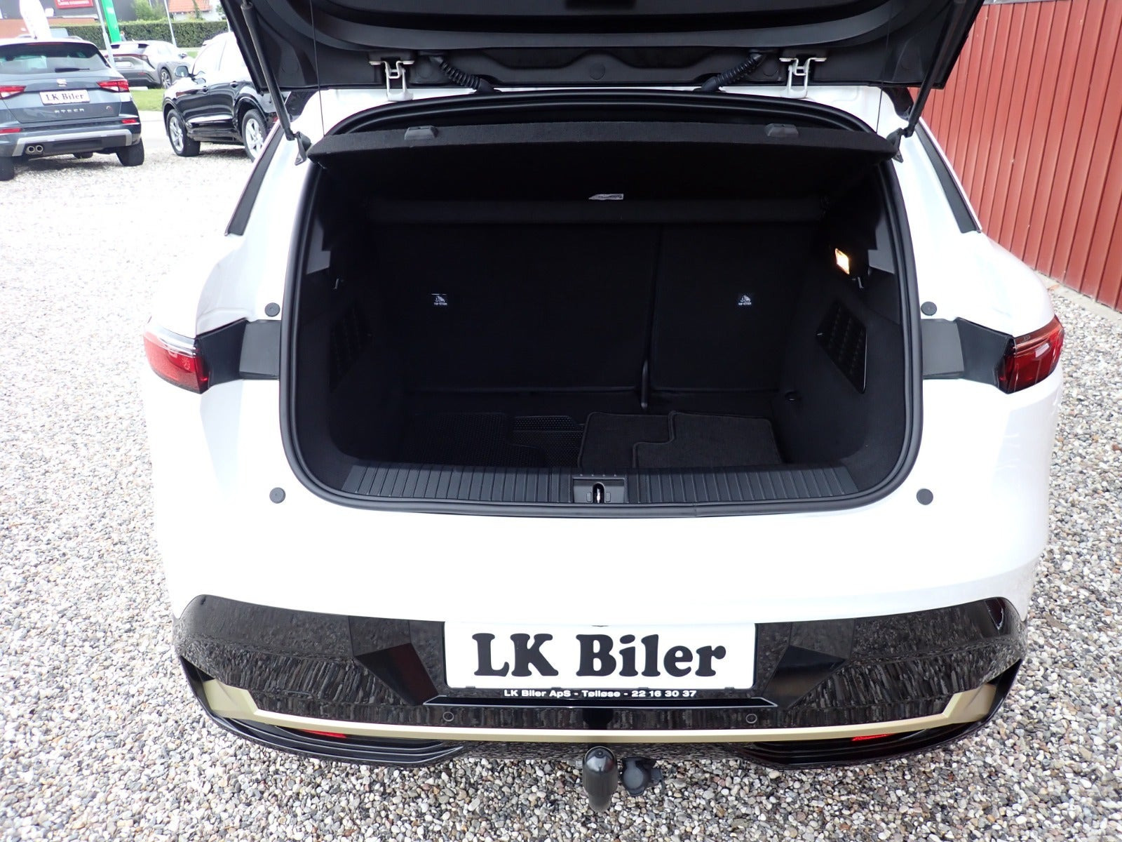 Hvid Renault Megane E-Tech fra 2022