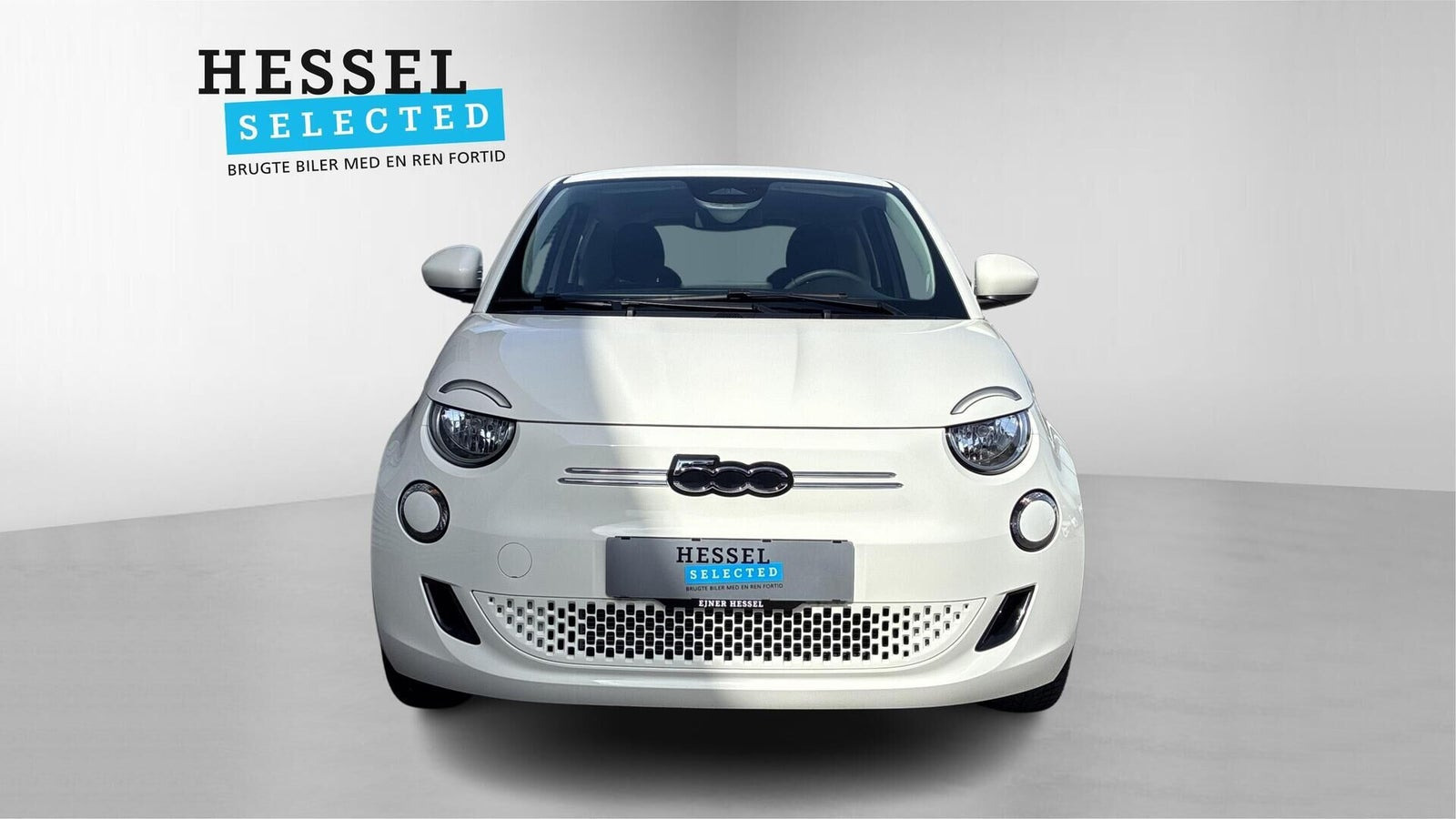 Hvid Fiat 500e fra 2024