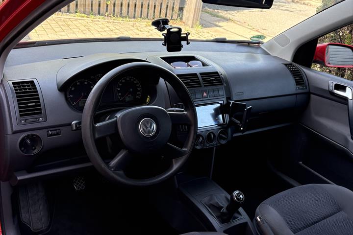 Rød VW Polo fra 2006