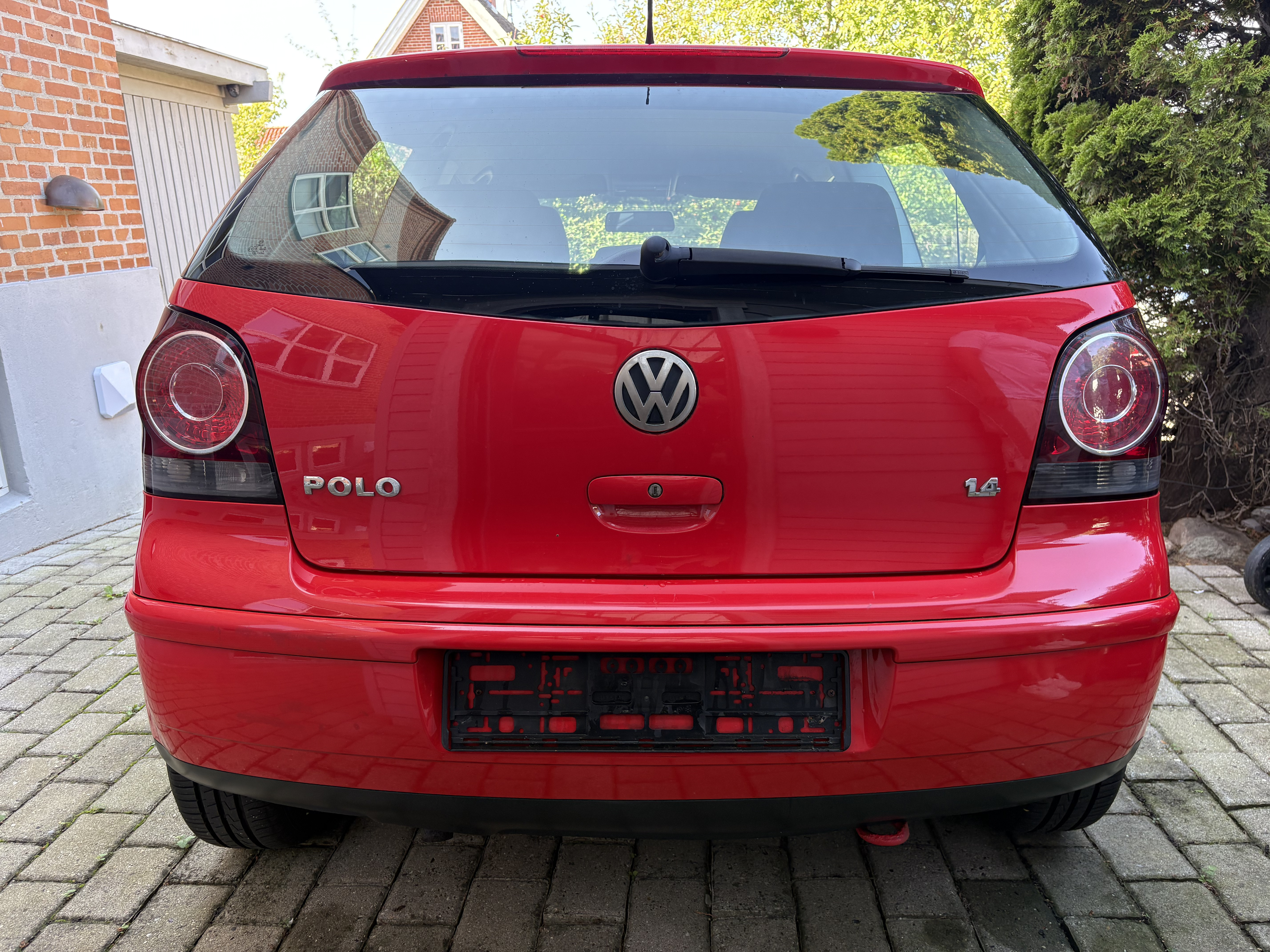 Rød VW Polo fra 2006