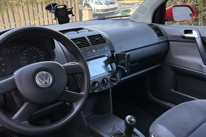 Rød VW Polo fra 2006