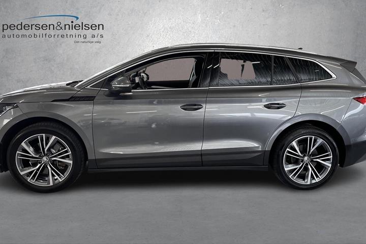 Grå Skoda Enyaq fra 2024