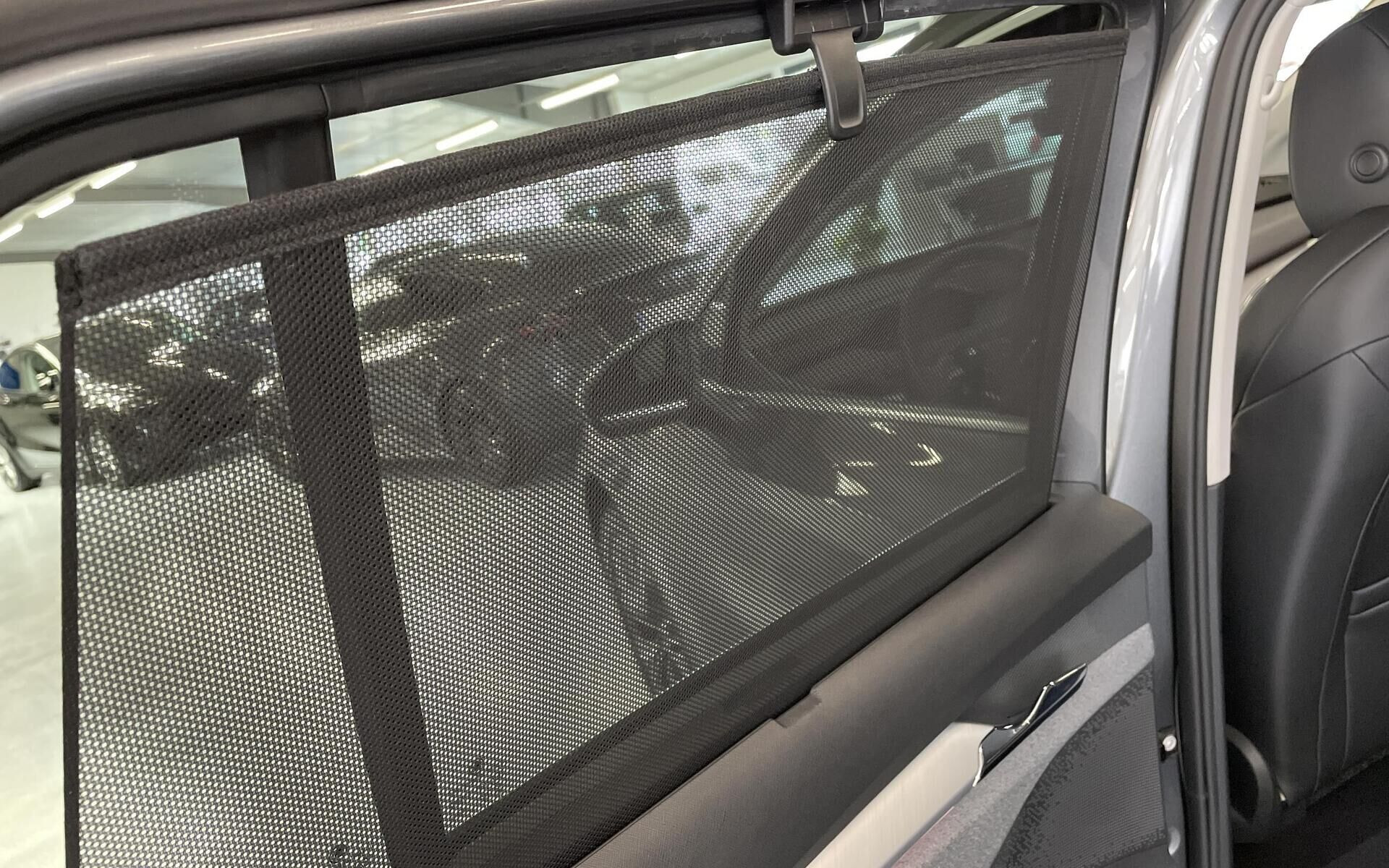 Grå Skoda Enyaq fra 2024