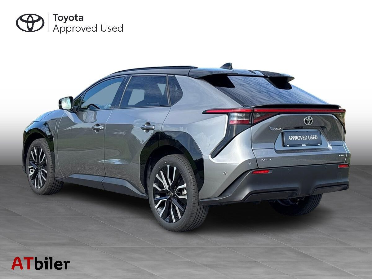 undefined Toyota bZ4X SUV fra 2026