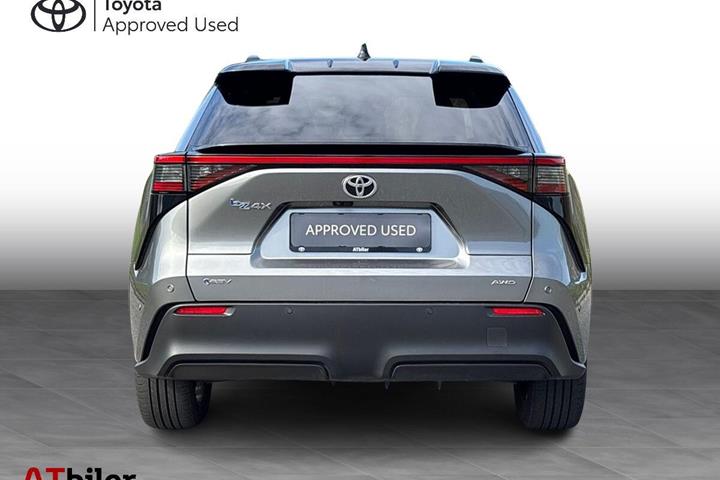 undefined Toyota bZ4X SUV fra 2026