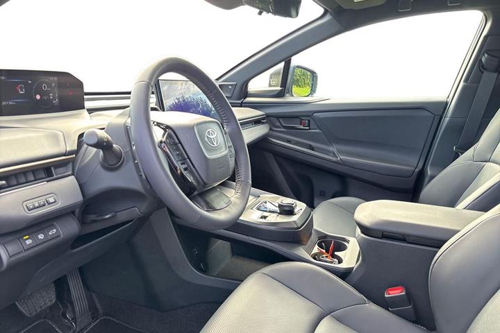 undefined Toyota bZ4X SUV fra 2026