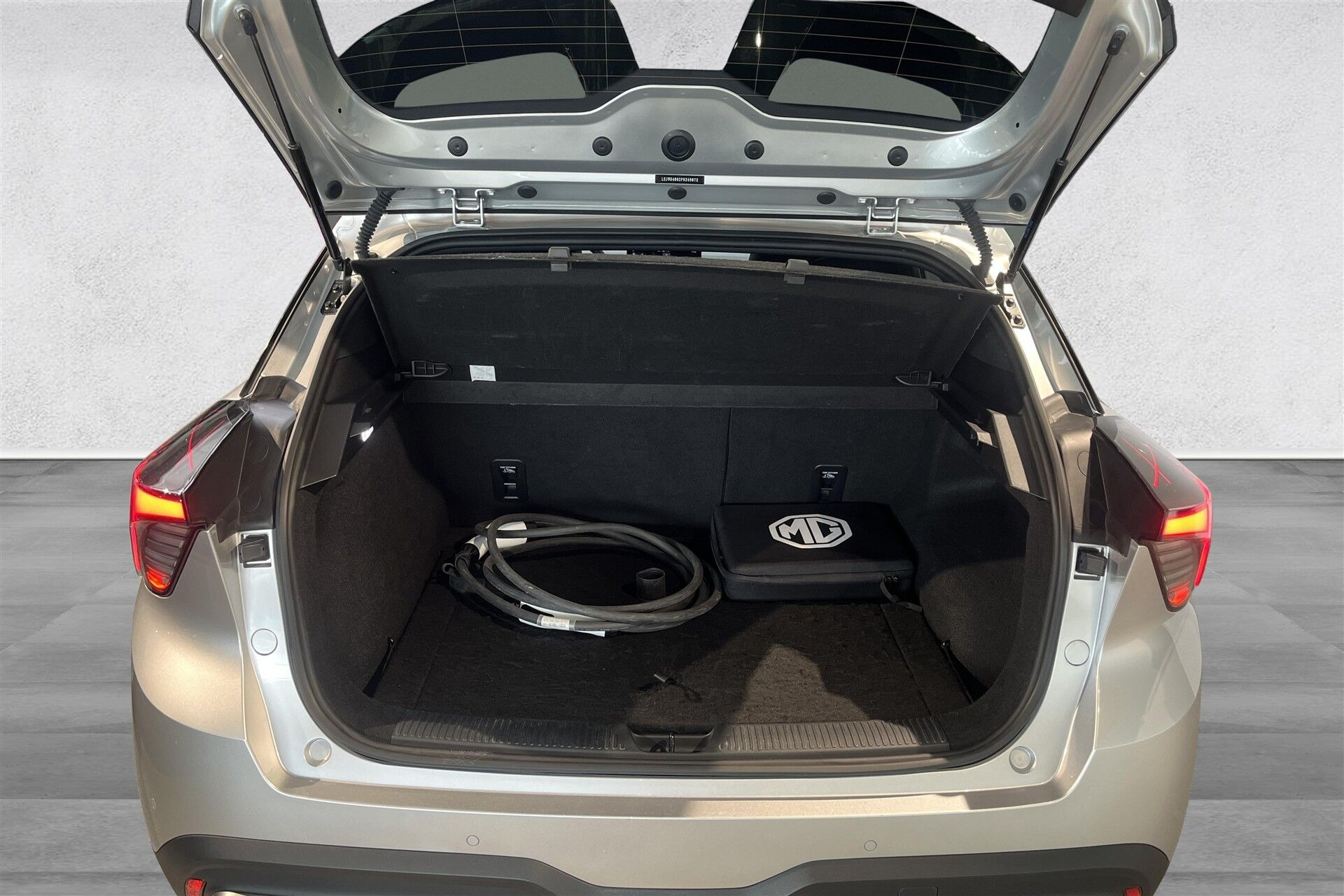 Sølv MG MG4 Electric fra 2023