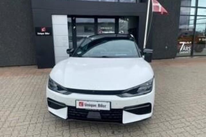 Hvid Kia EV6 fra 2021