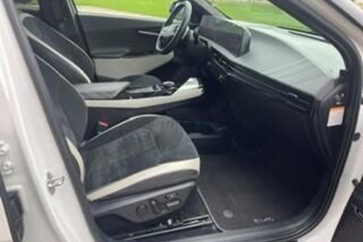 Hvid Kia EV6 fra 2021