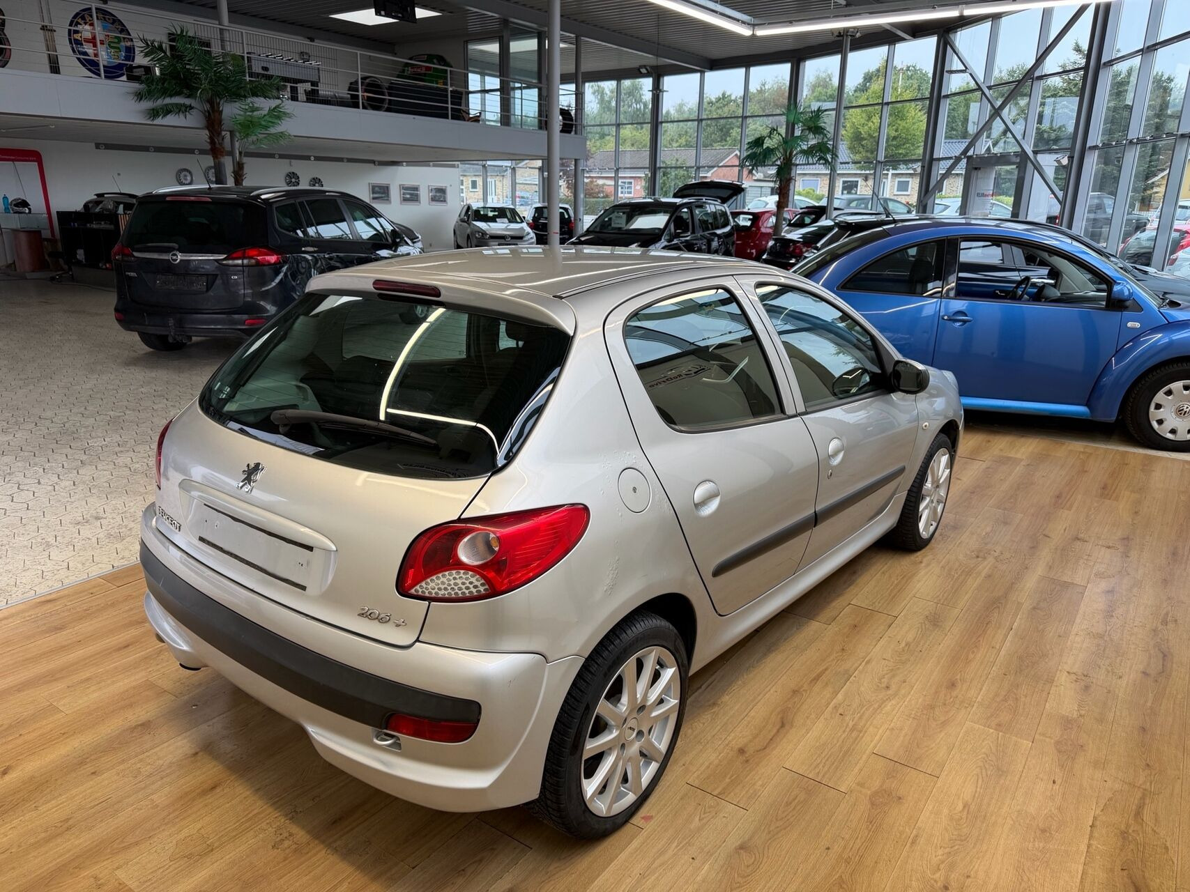 Sølv Peugeot 206+ fra 2010