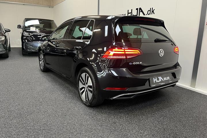 Sort VW e-Golf fra 2020
