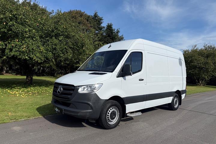 undefined Mercedes Sprinter 317 fra 2020