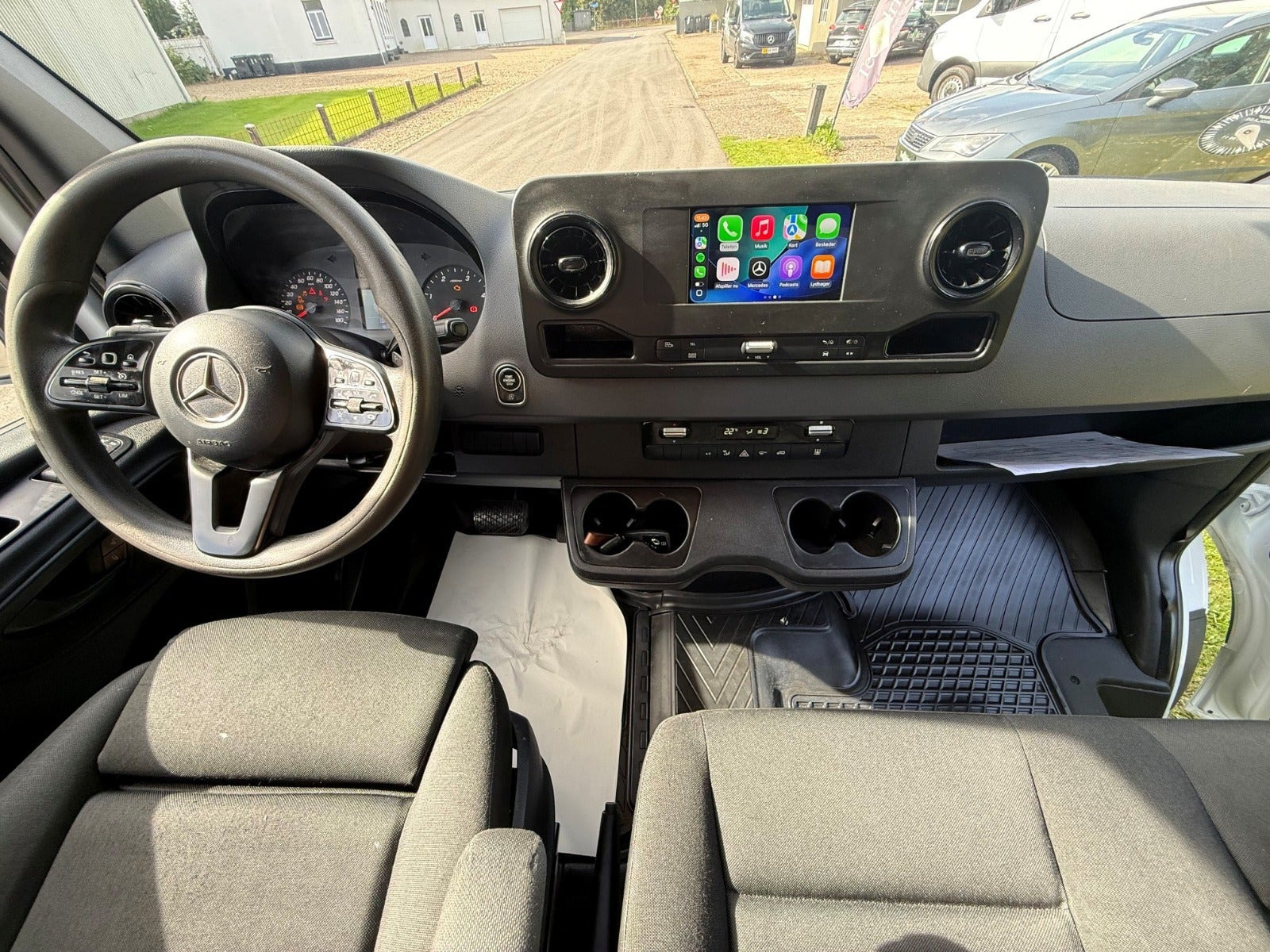 undefined Mercedes Sprinter 317 fra 2020