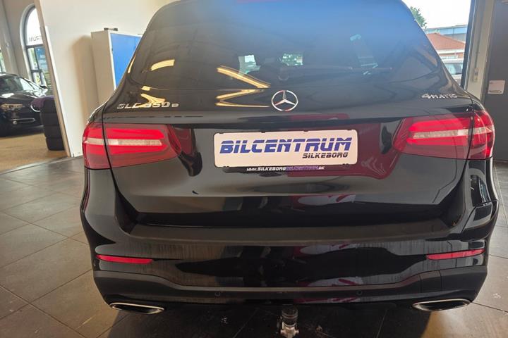Sort Mercedes GLC350 e fra 2017
