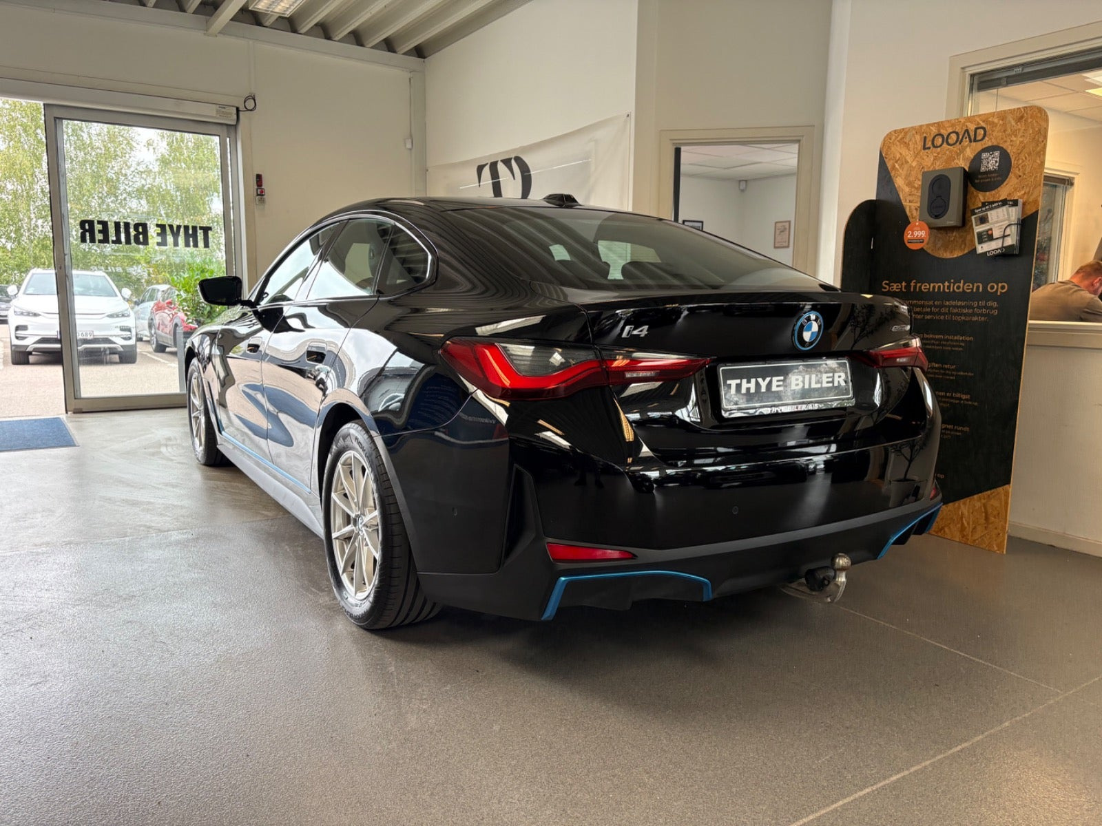 Sort BMW i4 fra 2024