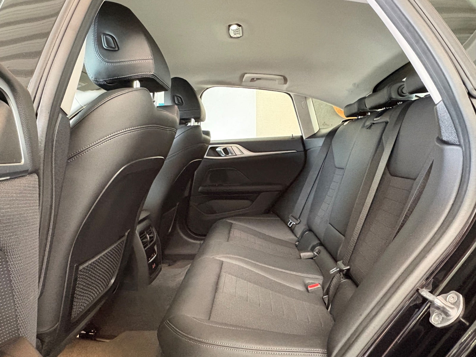 Sort BMW i4 fra 2024
