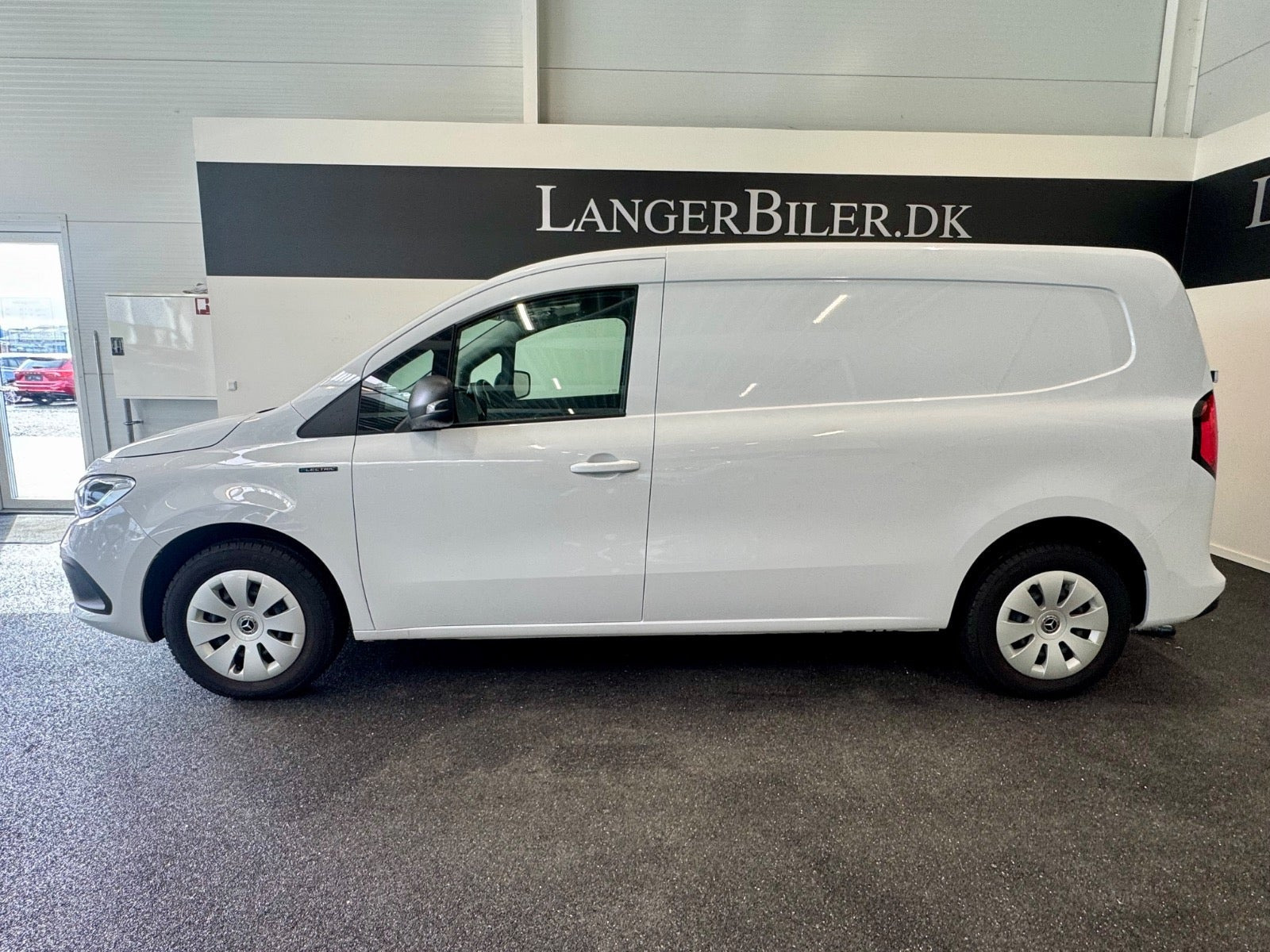 Hvid Mercedes eCitan fra 2025