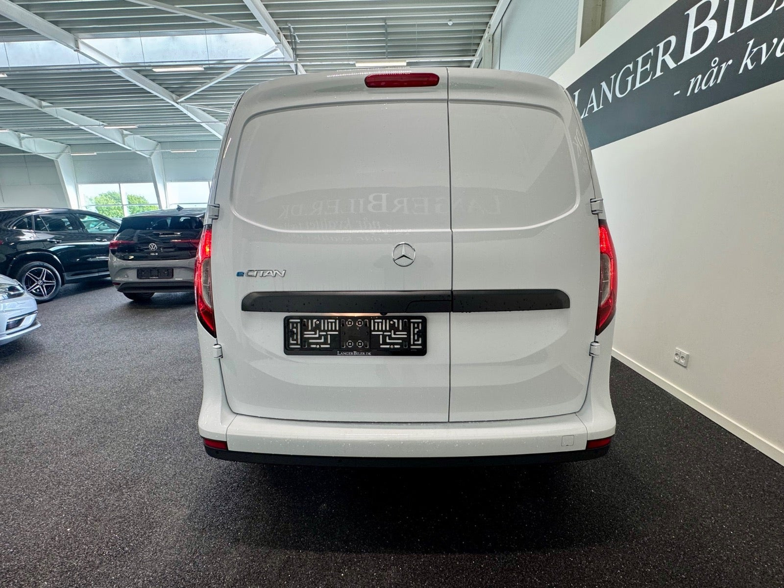 Hvid Mercedes eCitan fra 2025