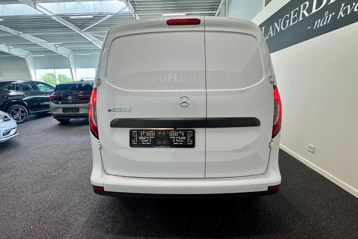 Hvid Mercedes eCitan fra 2025