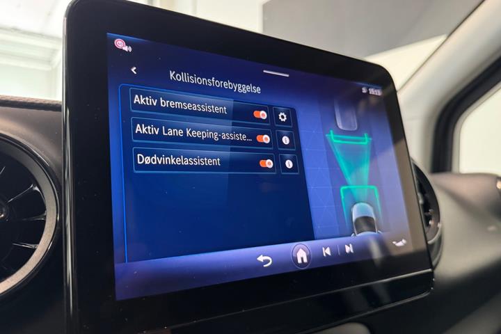 Hvid Mercedes eCitan fra 2025