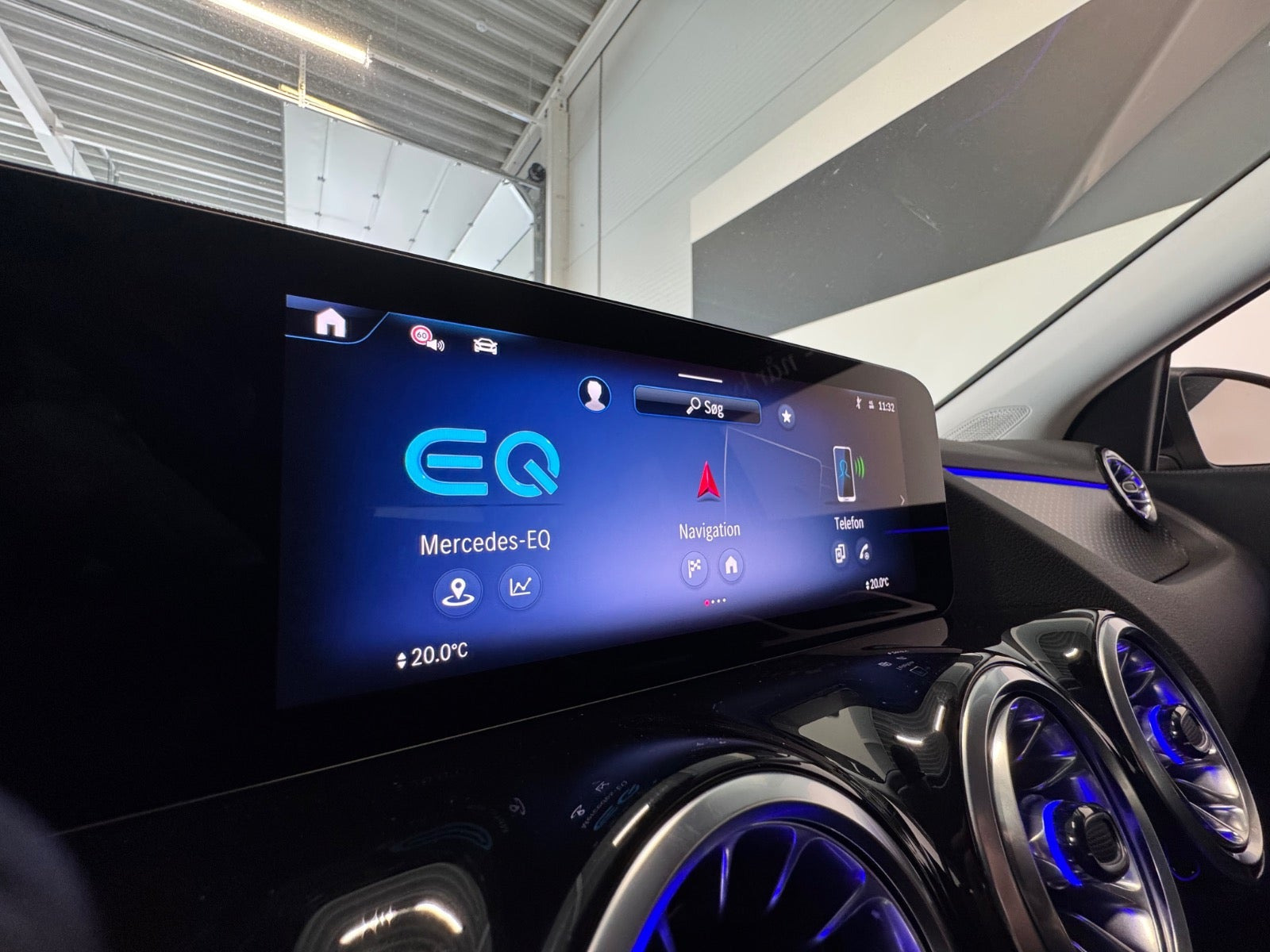Sort Mercedes EQA250+ fra 2025