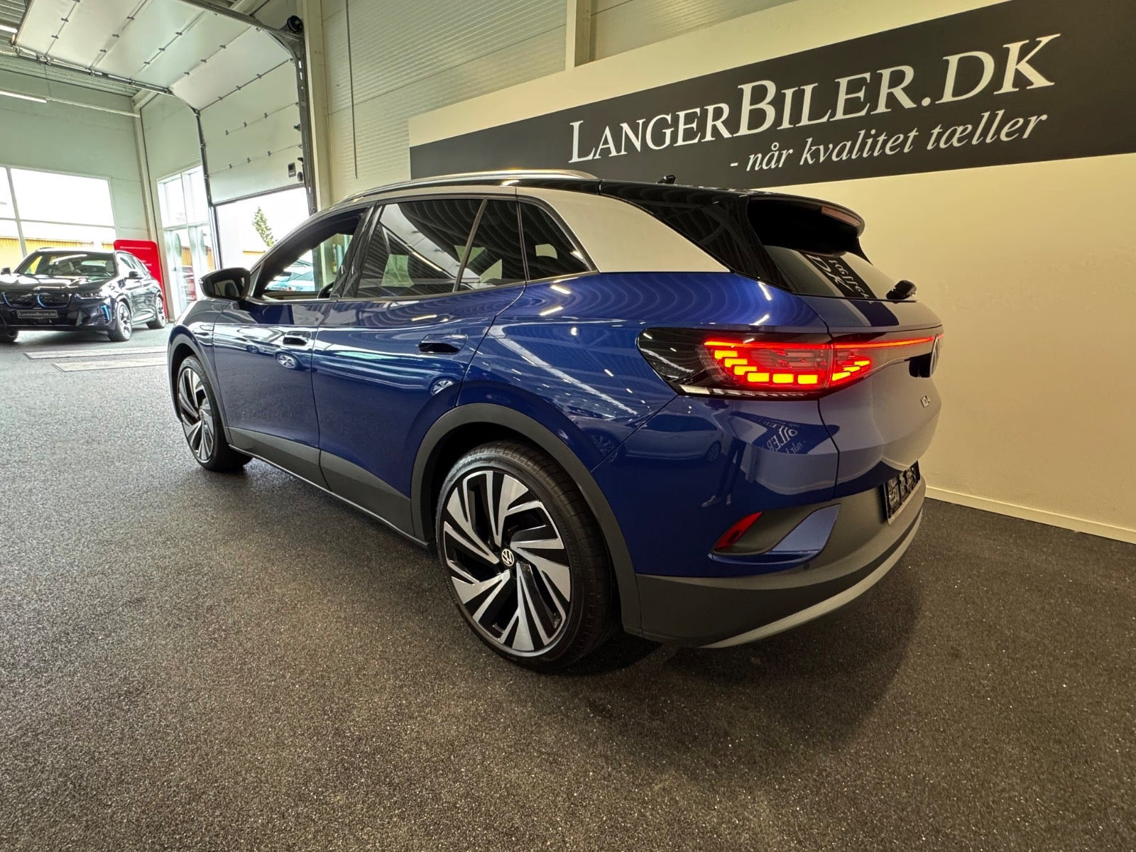 Blå VW ID.4 fra 2021