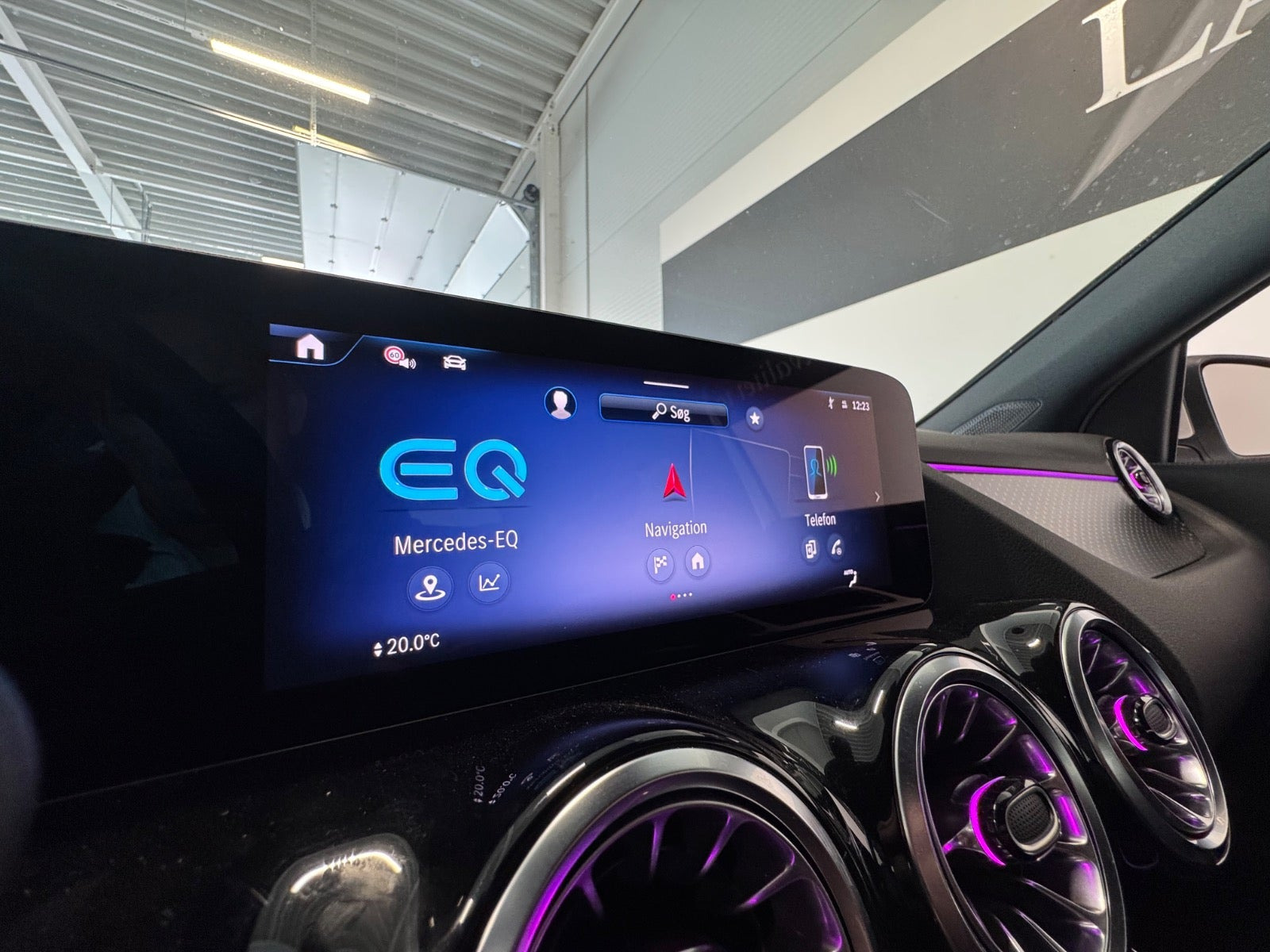 Hvid Mercedes EQA250+ fra 2026