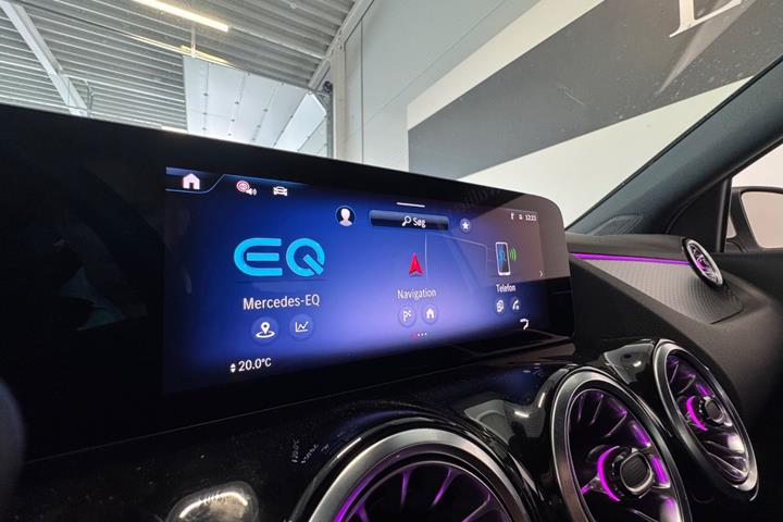 Hvid Mercedes EQA250+ fra 2026