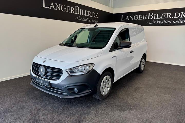 Hvid Mercedes eCitan fra 2024
