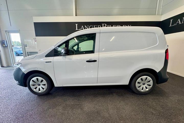 Hvid Mercedes eCitan fra 2024
