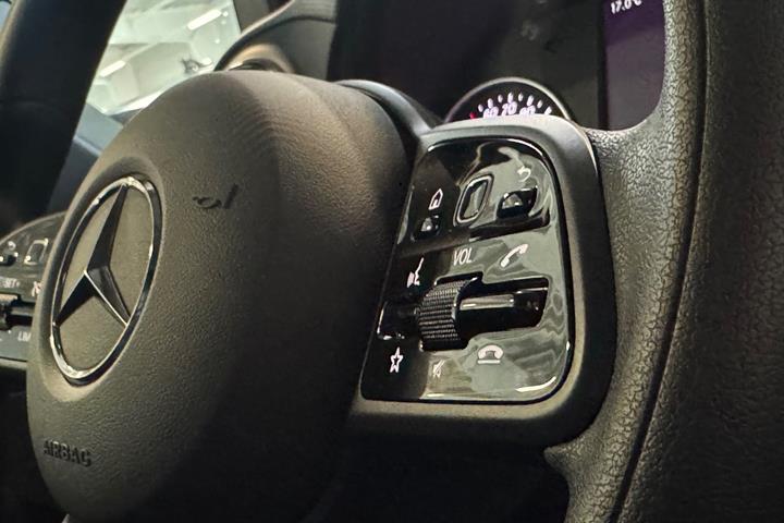 Hvid Mercedes eCitan fra 2024