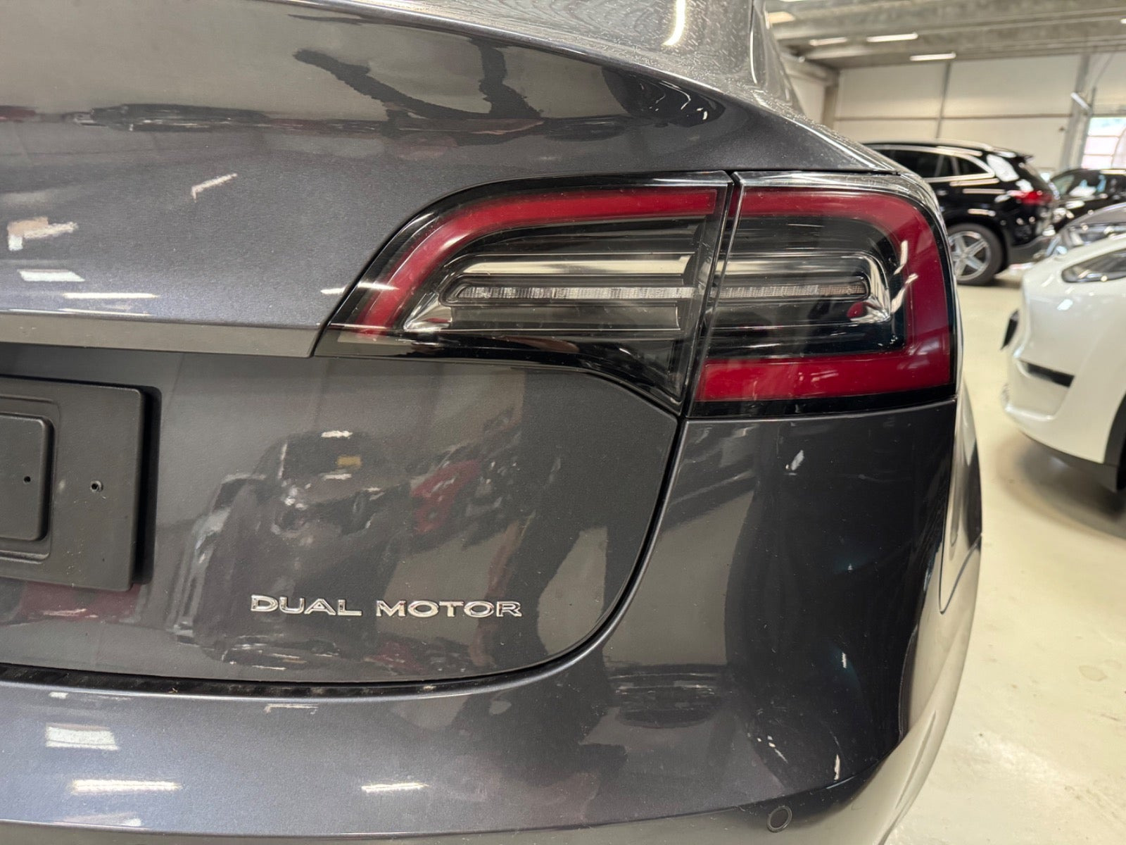 undefined Tesla Model 3 fra 2021