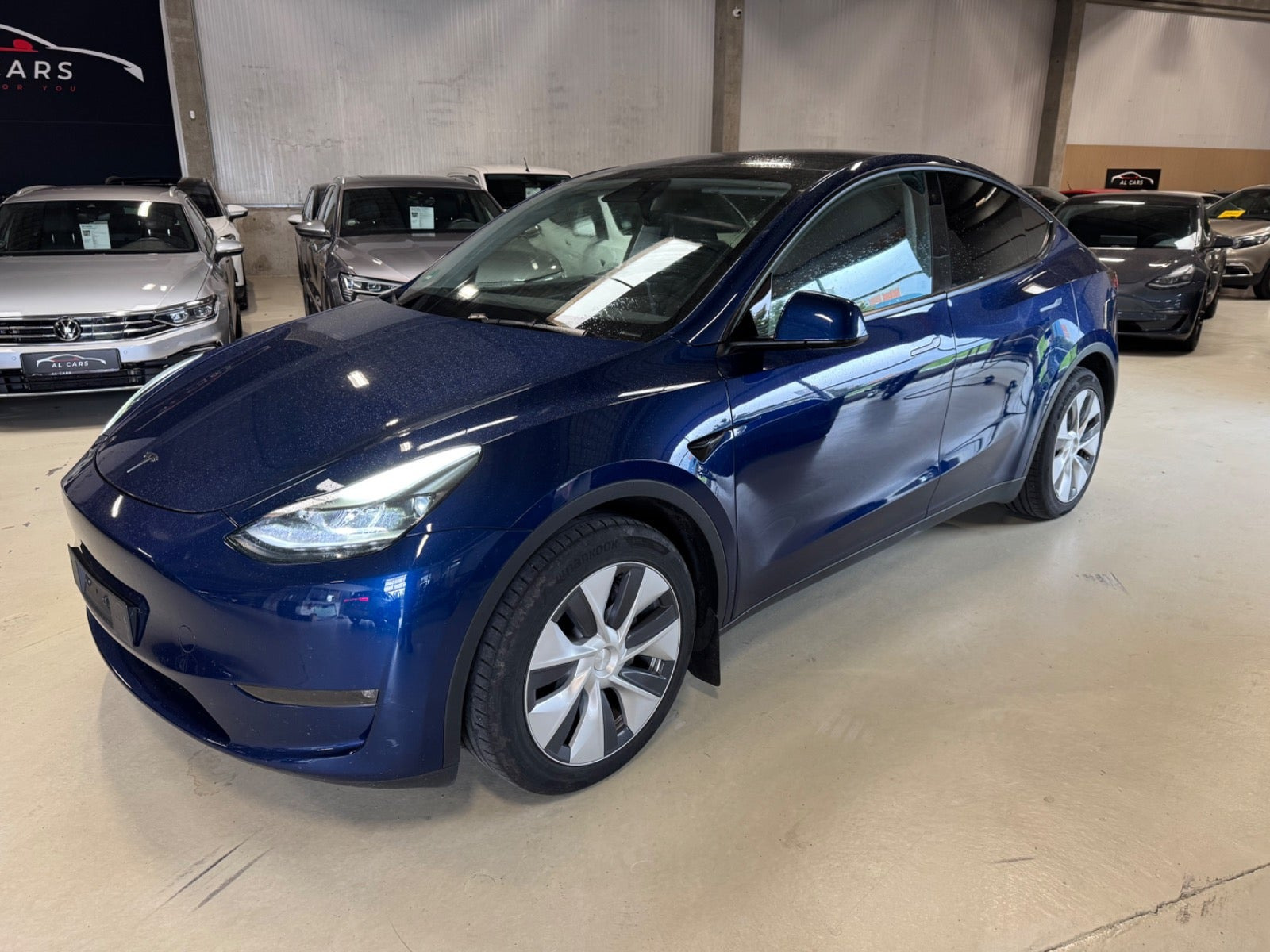 Tesla Model Y Long Range AWD