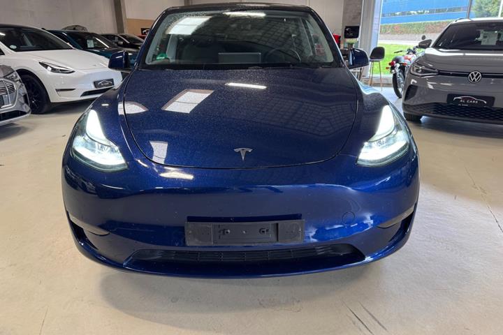 undefined Tesla Model Y fra 2023
