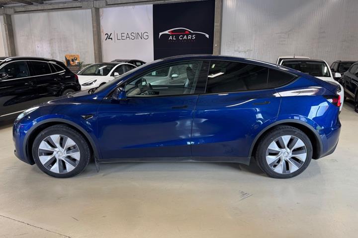 undefined Tesla Model Y fra 2023