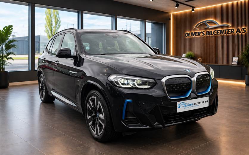 BMW iX3 Charged M-Sport