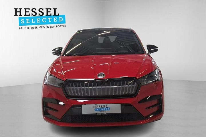 Rød Skoda Enyaq fra 2023