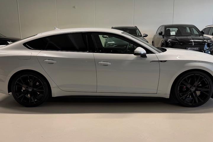 Hvid Audi S5 fra 2017