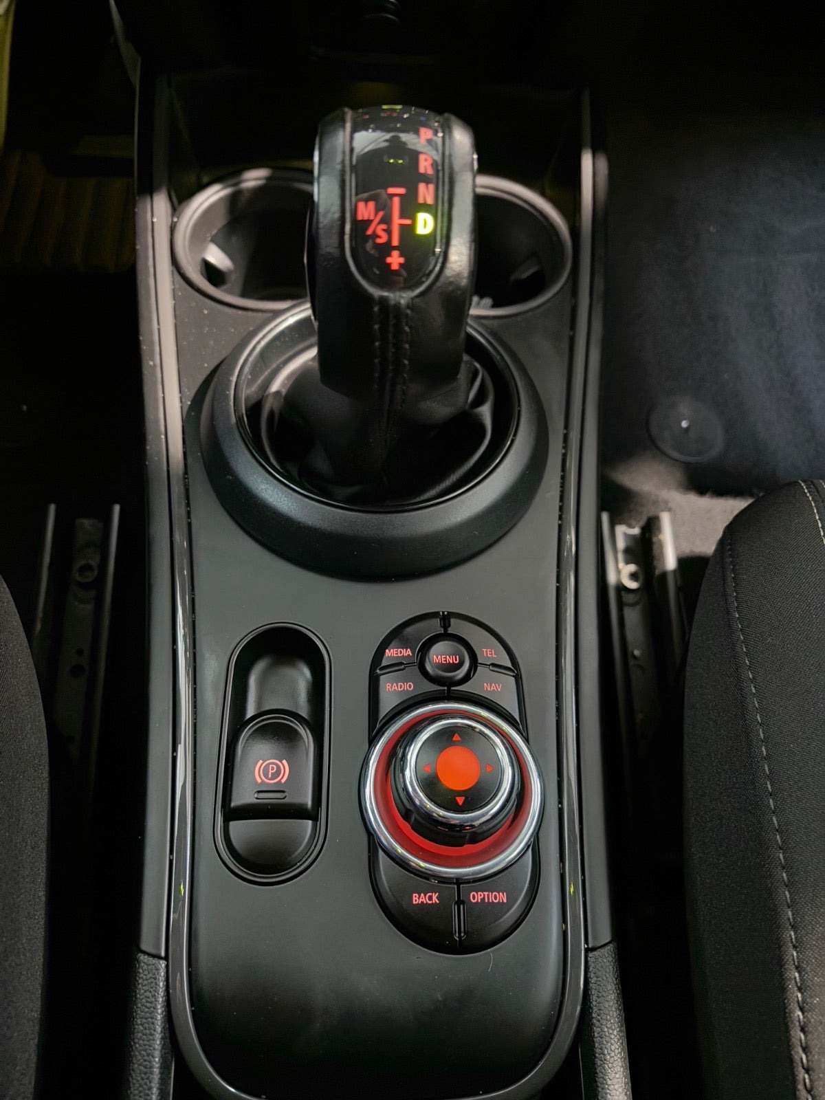 undefined Mini Countryman Cooper SE fra 2018
